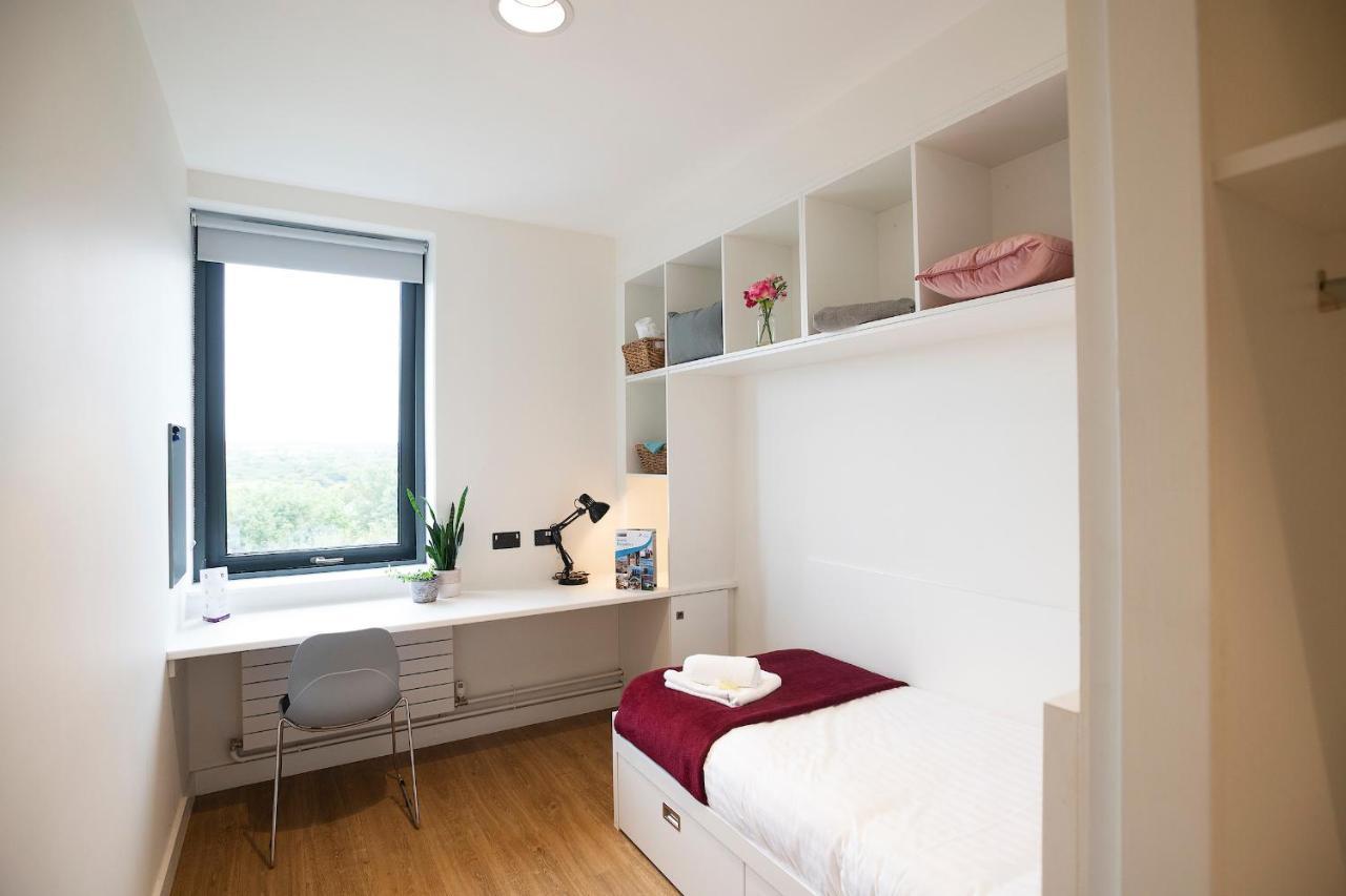 Goldcrest Village Rooms University Of Γκάλγουεϊ Εξωτερικό φωτογραφία