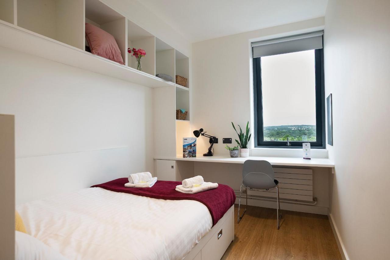 Goldcrest Village Rooms University Of Γκάλγουεϊ Εξωτερικό φωτογραφία